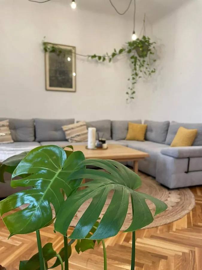 Apartment Martina Old City Center