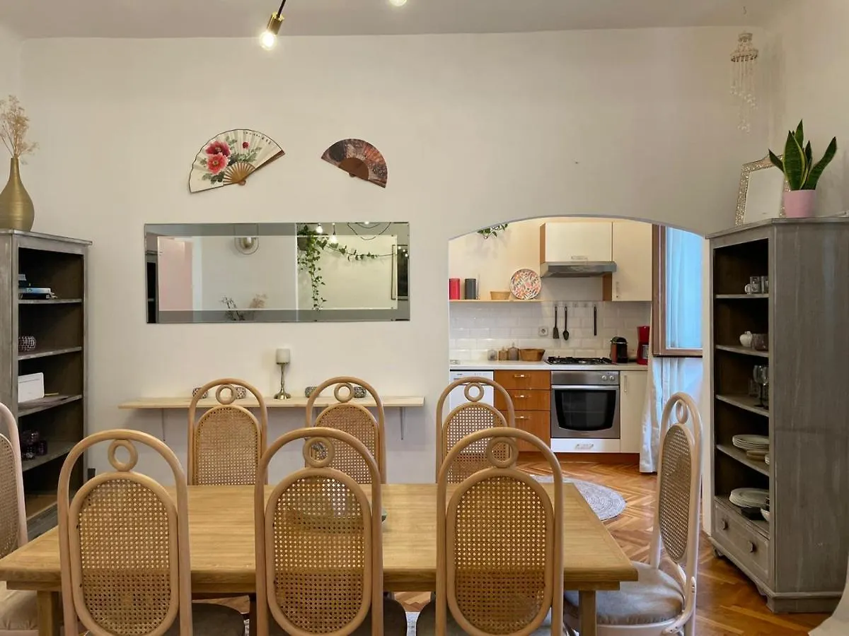 Apartment Martina Old City Center